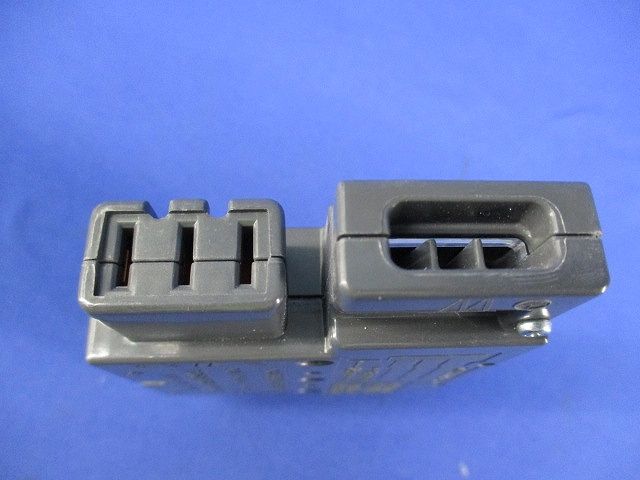 ハーネス用ジョイントボックス(2分岐) DC8082