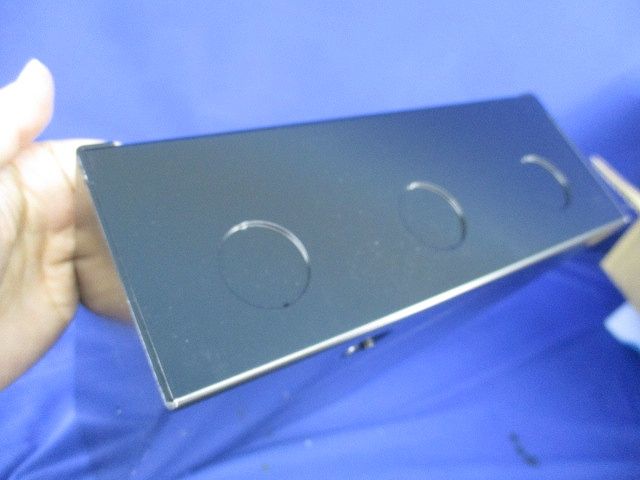 小型ロビーインターホン用埋込ボックス(撮影の為開梱) SHN5812