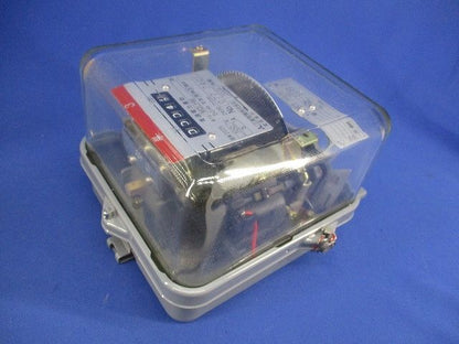 普通電力量計(変成器2台付) 1P3W100V 300/5A 50Hz M2LHM+CW-15LS