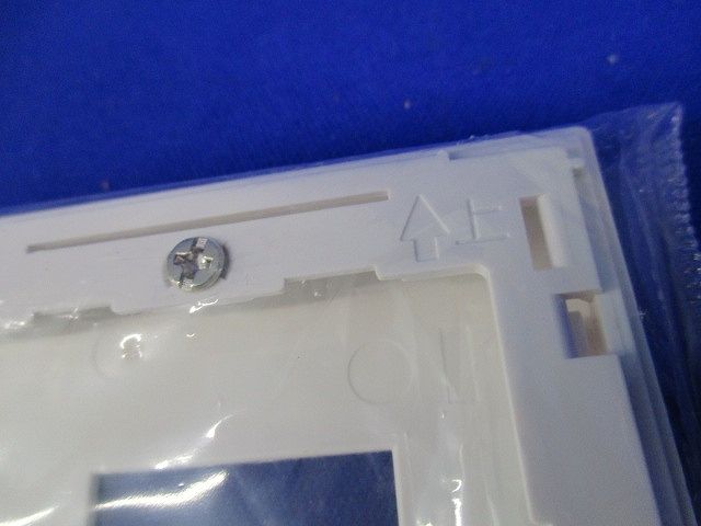 コンセントプレート8コ用(10枚入)(ホワイト)(新品未開封) WTF8008