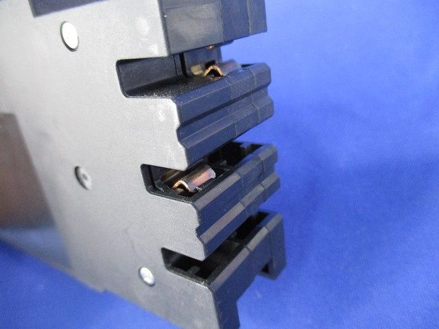 サーキットブレーカ2P1E20A BKF-50P