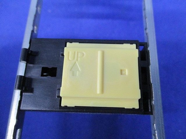 埋込(入･切)表示スイッチセット(ホワイト) WTC52631W01