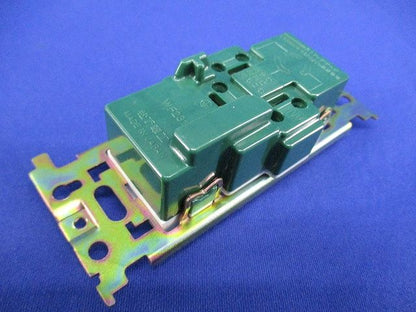 引掛埋込ダブルコンセント(5個入)(ミルキーホワイト)National WF2312