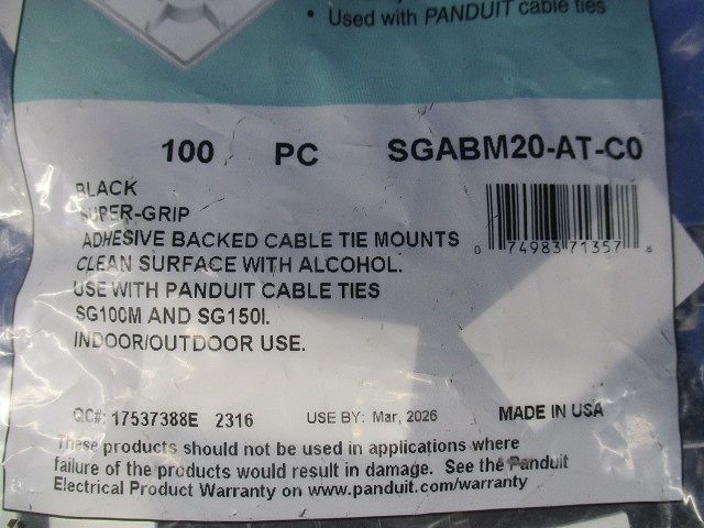 スーパーグリップ専用マウントベース 耐候性黒 100個入 SGABM20-AT-C0-100
