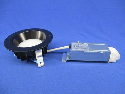 LEDダウンライトφ125(温白色)(キズ・汚れ有) LGD6202VLE1