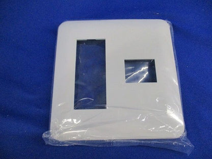 簡易耐火コンセントプレート(9枚入)(ホワイト) WTF7774W