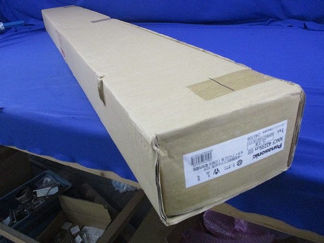 LED非常用ベースライト 一体型階段灯(昼白色)(24年製)(新品未開梱) NNCF42235LE9