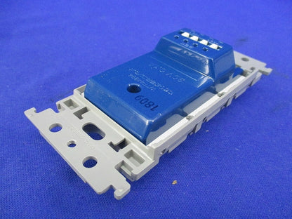 にぎり釦専用埋込コンセント WTF44994