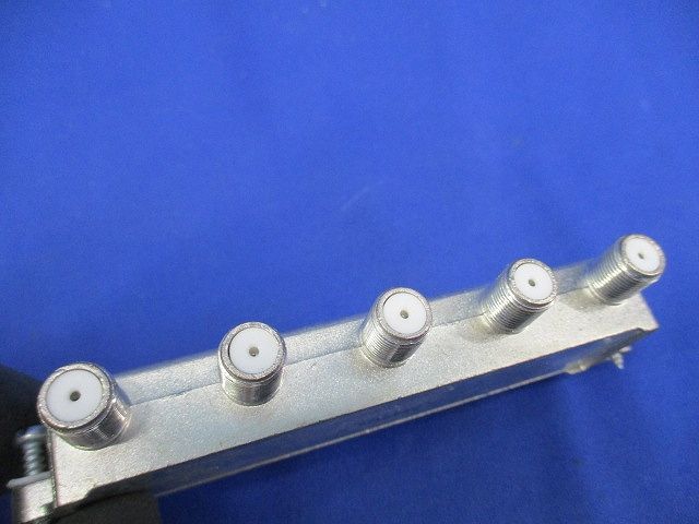 TV分配器 8分配器(汚れ有) AV-D8MS