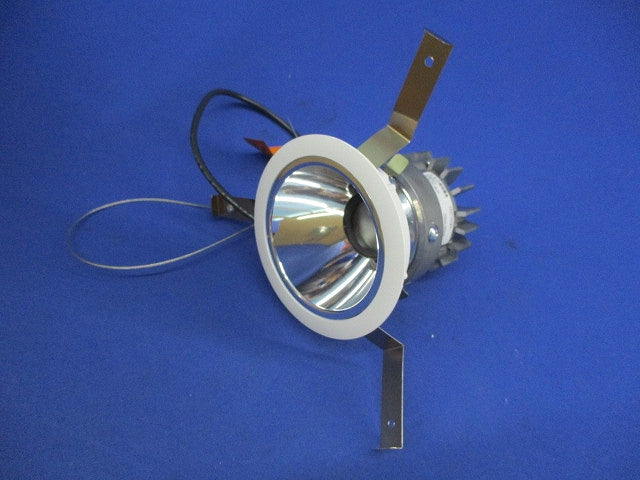 LEDダウンライトφ75(電球色)(6個入)(キズ・汚れ有) ERD7794WA