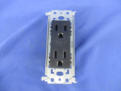 埋込接地ダブルコンセント(金属枠付)(マットブラック) WTL13123MB