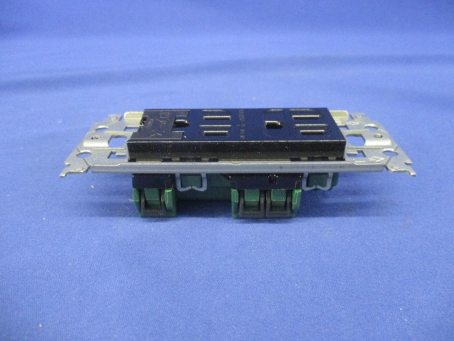 埋込アースターミナル付接地ダブルコンセント 金属枠付 ブラック WTL11323B