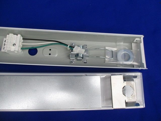 LEDベースライトセット(傷汚れ有) LX3B-TR20+ LX3U170-18L-20