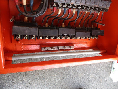 仮設用キャビネット 動力分電盤125A 鉄製 オレンジ(ジャンク品) GB-123EA他