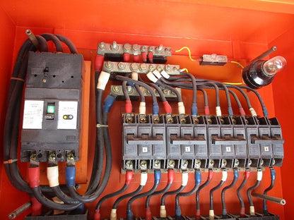 仮設用キャビネット 動力分電盤125A 鉄製 オレンジ(ジャンク品) GB-123EA他