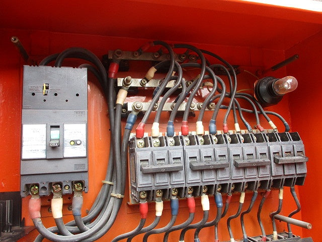 仮設用キャビネット 動力分電盤125A 鉄製 オレンジ(ジャンク品) GB-123EA他