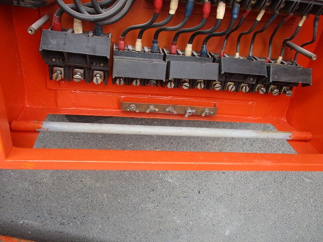 仮設用キャビネット 動力分電盤125A 鉄製 オレンジ(ジャンク品) GB-123EA他