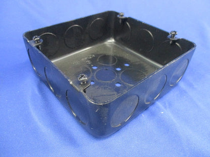 大形四角アウトレットボックス浅形(8個入)(キズ・汚れ有) OBL44B-L3