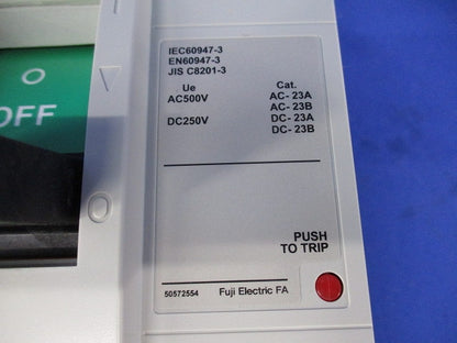 オートブレーカ ノンオートスイッチ 4P400A(撮影のため開封)(キズ有) BW400RAS