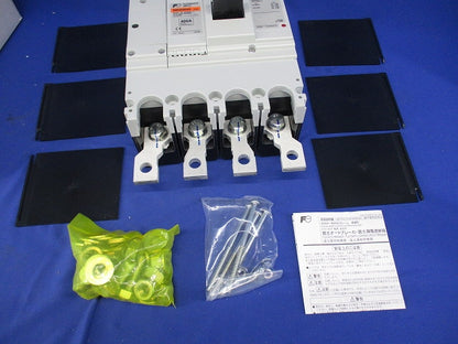 オートブレーカ ノンオートスイッチ 4P400A(撮影のため開封)(キズ有) BW400RAS