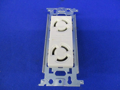 引掛埋込ダブルコンセント(3個入)(ミルキーホワイト)(傷・汚れ有) WF2312