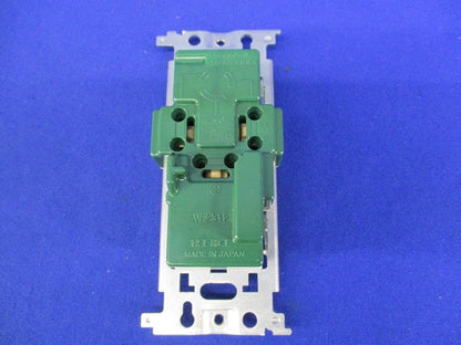 引掛埋込ダブルコンセント(3個入)(ミルキーホワイト)(傷・汚れ有) WF2312