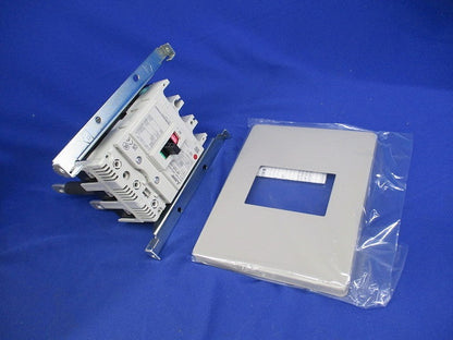 ノーヒューズブレーカ3P60A(アラームスイッチ無し)(箱違い)(キズ・汚れ有) NF125-HV