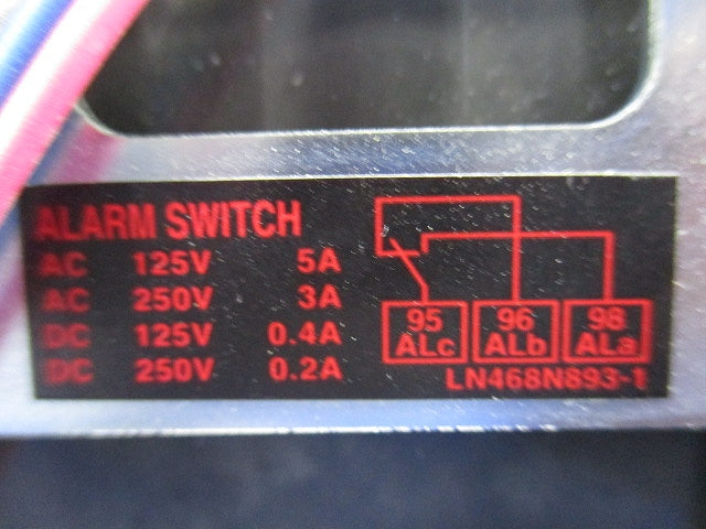 ノーヒューズブレーカ3P125A(アラームスイッチ付)(箱違い) NF250-CV