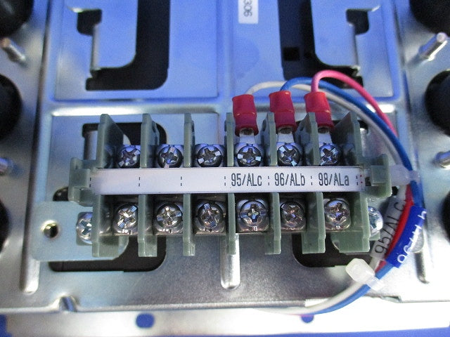 ノーヒューズブレーカ3P125A(アラームスイッチ付)(箱違い) NF250-CV