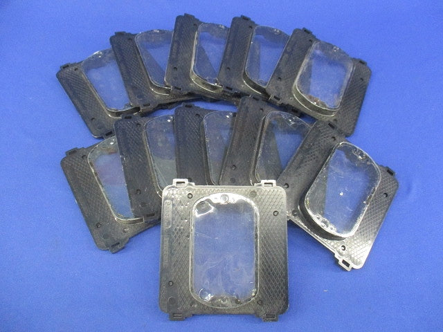中型四角スイッチカバー1コ用(11個入) DM5611C