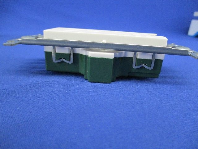 埋込アースターミナル付接地コンセント 金属枠付 マットセラミックホワイト WTL11313MW