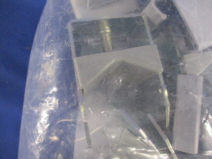 ダクターチャンネル用ケーブル支持金具 電気亜鉛めっき 5個入 K45-1A-05