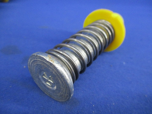 インサート4分 スプリングハンガー デッキ用(13個入)(黄) SH-4055