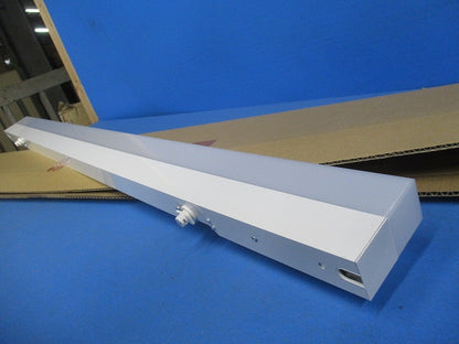 LEDベースライト(温白色)(キズ・汚れ有) AH54358