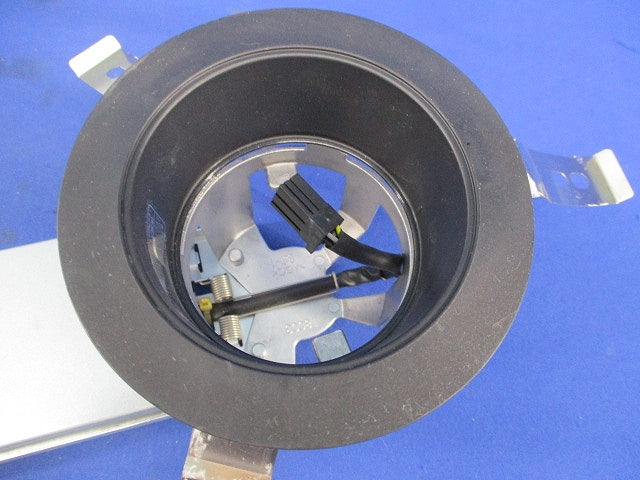 LED照明器具φ100(黒)(キズ・汚れ有) LEDD-18003MK-LS9