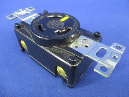 引掛形埋込コンセント(2個入) 3310-L5