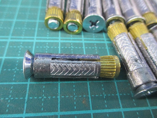プラグボルトセットM5(混在100個入) M5