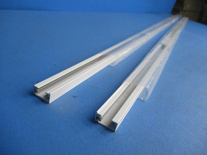 配線ダクト本体(切断品1.5m×2)ホワイト AEE0213Y