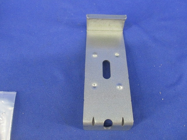 下面ラックカバー対応振れ止め金具(2個入) SD-QRS8