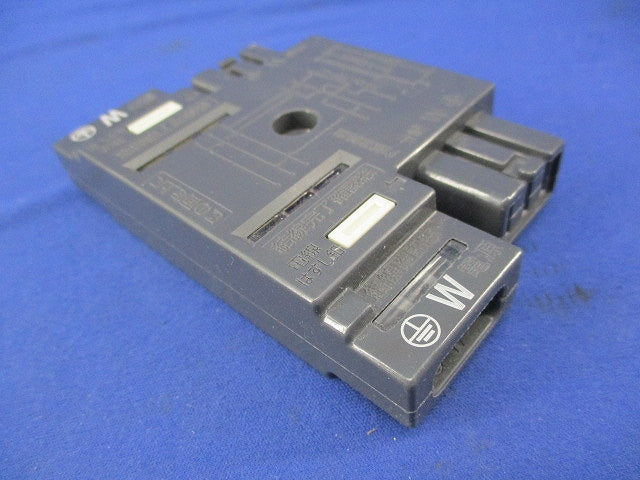 ハーネス用ジョイントボックス(2分岐)(キズ･汚れ有) DC8082