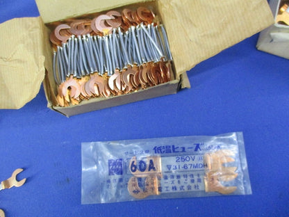 つめ付ヒューズセット(混在325個入)(キズ･汚れ有) 15A他