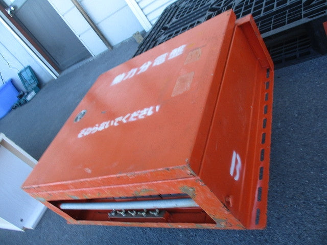 仮設用キャビネット 動力分電盤125A 鉄製 オレンジ(ジャンク品) GB-123EA他