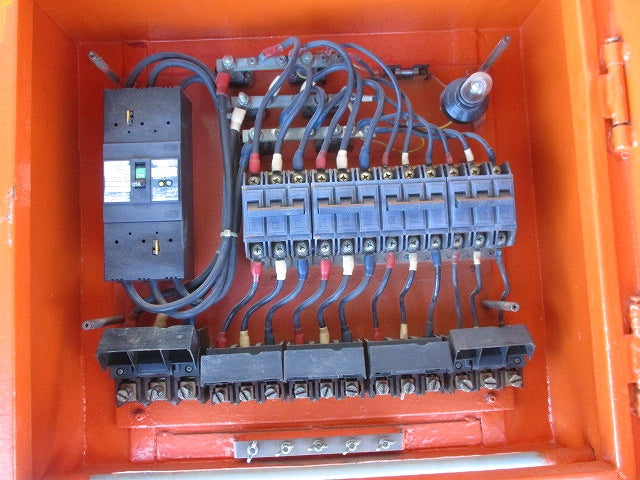 仮設用キャビネット 動力分電盤125A 鉄製 オレンジ(ジャンク品) GB-123EA他