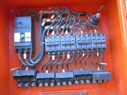 仮設用キャビネット 動力分電盤125A 鉄製 オレンジ(ジャンク品) GB-123EA