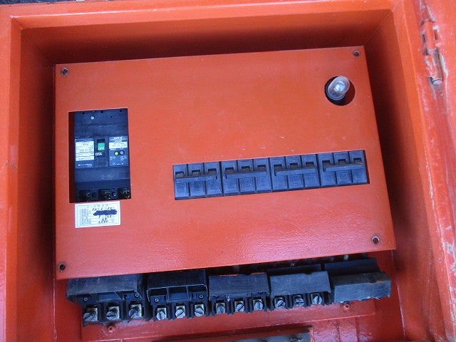 仮設用キャビネット 動力分電盤125A 鉄製 オレンジ(ジャンク品) GB-123EA他