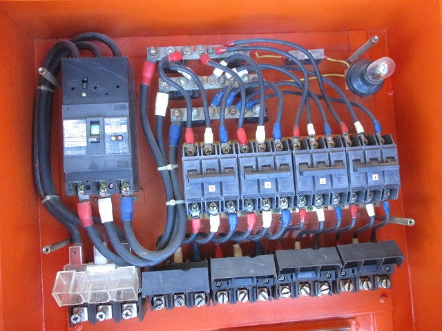 仮設用キャビネット 動力分電盤125A 鉄製 オレンジ(ジャンク品) GB-123EA他