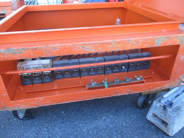 仮設用キャビネット 動力分電盤125A 鉄製 オレンジ(ジャンク品) GB-123EA他
