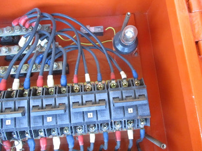 仮設用キャビネット 動力分電盤125A 鉄製 オレンジ(ジャンク品) GB-123EA他