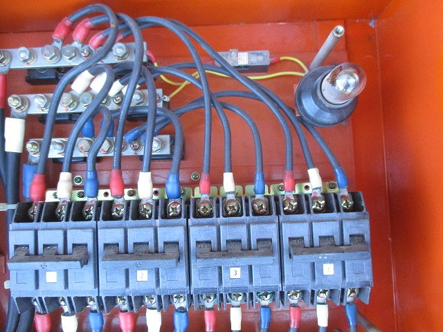 仮設用キャビネット 動力分電盤125A 鉄製 オレンジ(ジャンク品) GB-123EA他