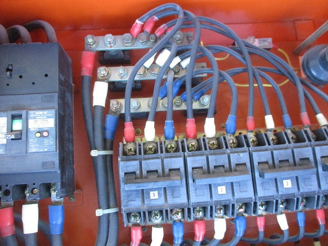 仮設用キャビネット 動力分電盤125A 鉄製 オレンジ(ジャンク品) GB-123EA他